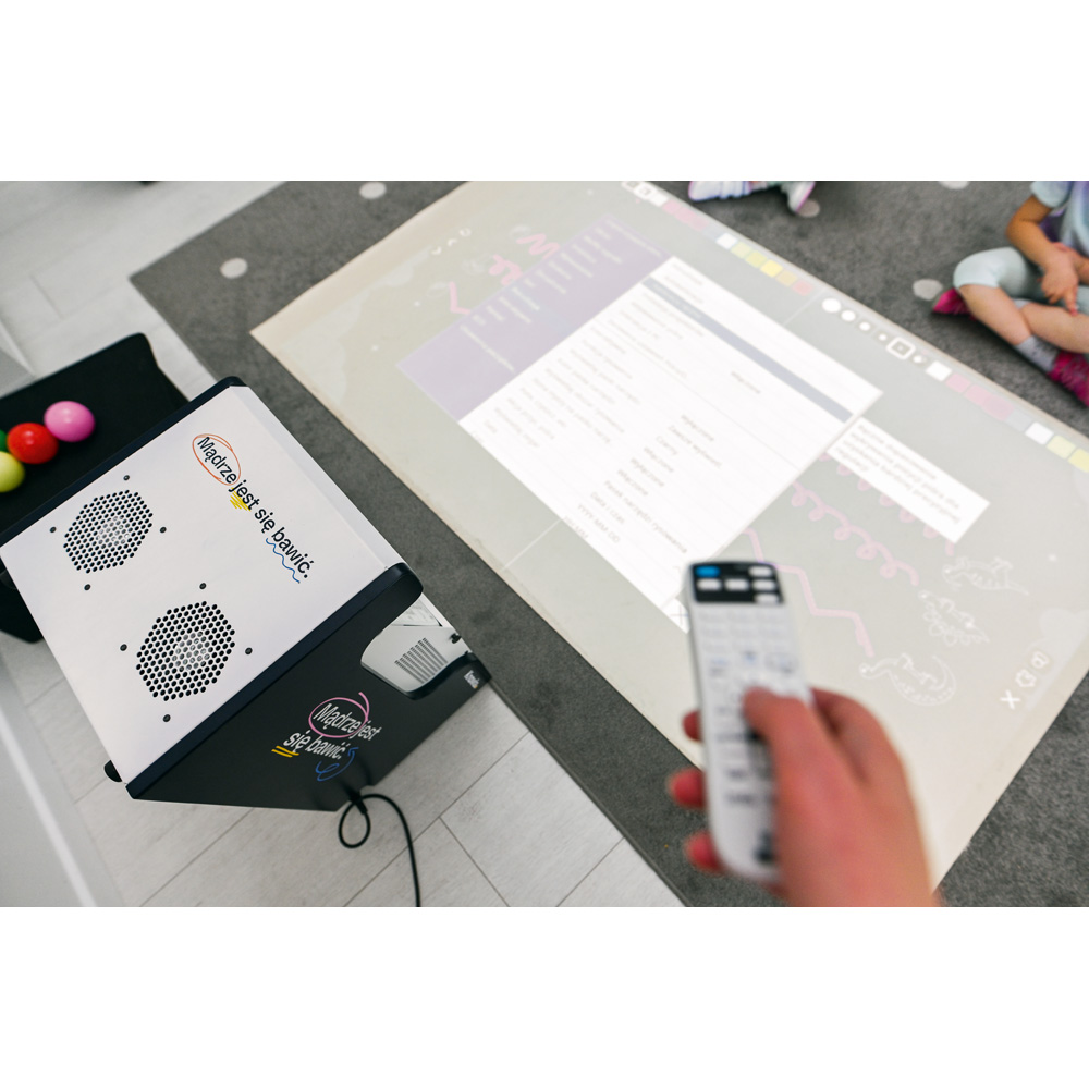 Knowla Box - aktywna ściana /podłoga